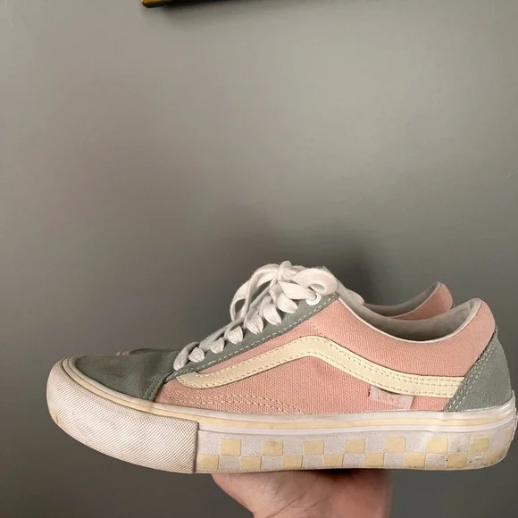 Vans Women's Sneakers in Green, Pink, and White - Picture 2 of 6